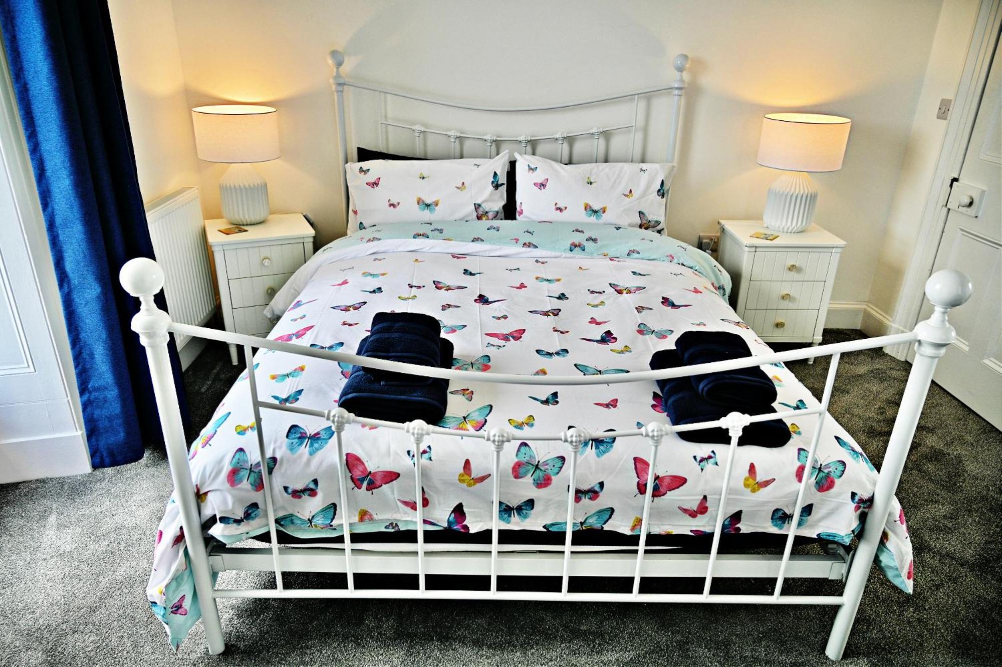 Porthmadog, Sleeps 11, 5 Bedrooms, 5 Bathrooms, Mountain Views 외부 사진